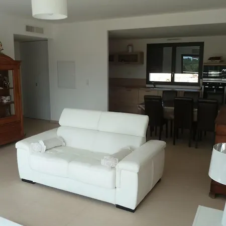 Bright In Porto-vecchio Near