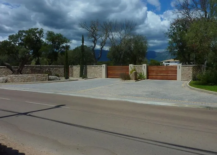 Bright In Porto-vecchio Near * Porto-Vecchio (Corsica)