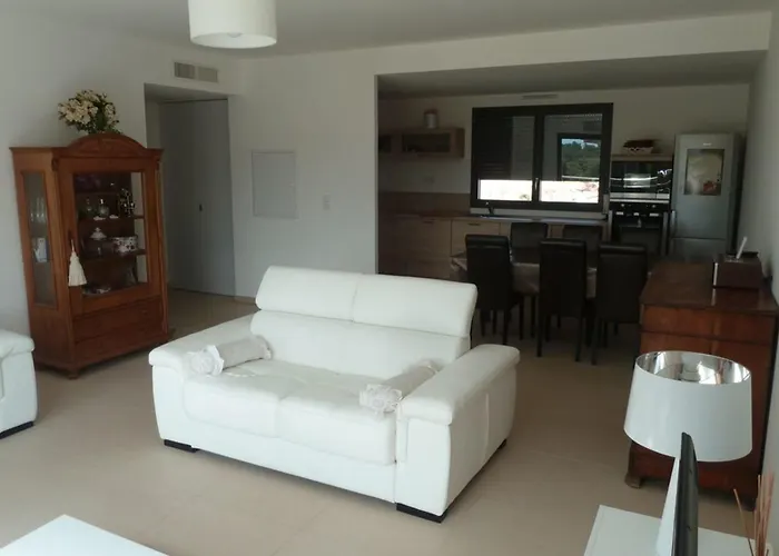 Bright In Porto-vecchio Near